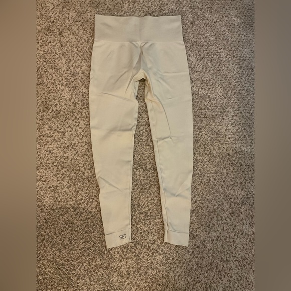 SET ACTIVE SEAMLESS SCULPT LEGGINGS - Picture 3 of 4